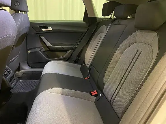 Seat Leon 2024 photo 5