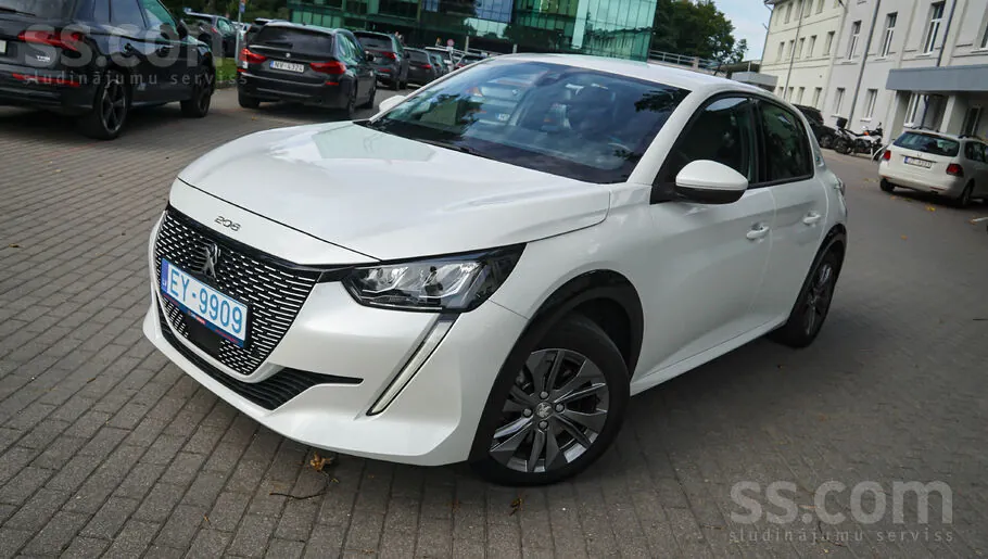 Peugeot 208 2020 photo 2