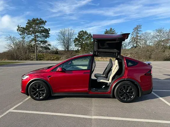 Tesla Model X 2023 photo 5