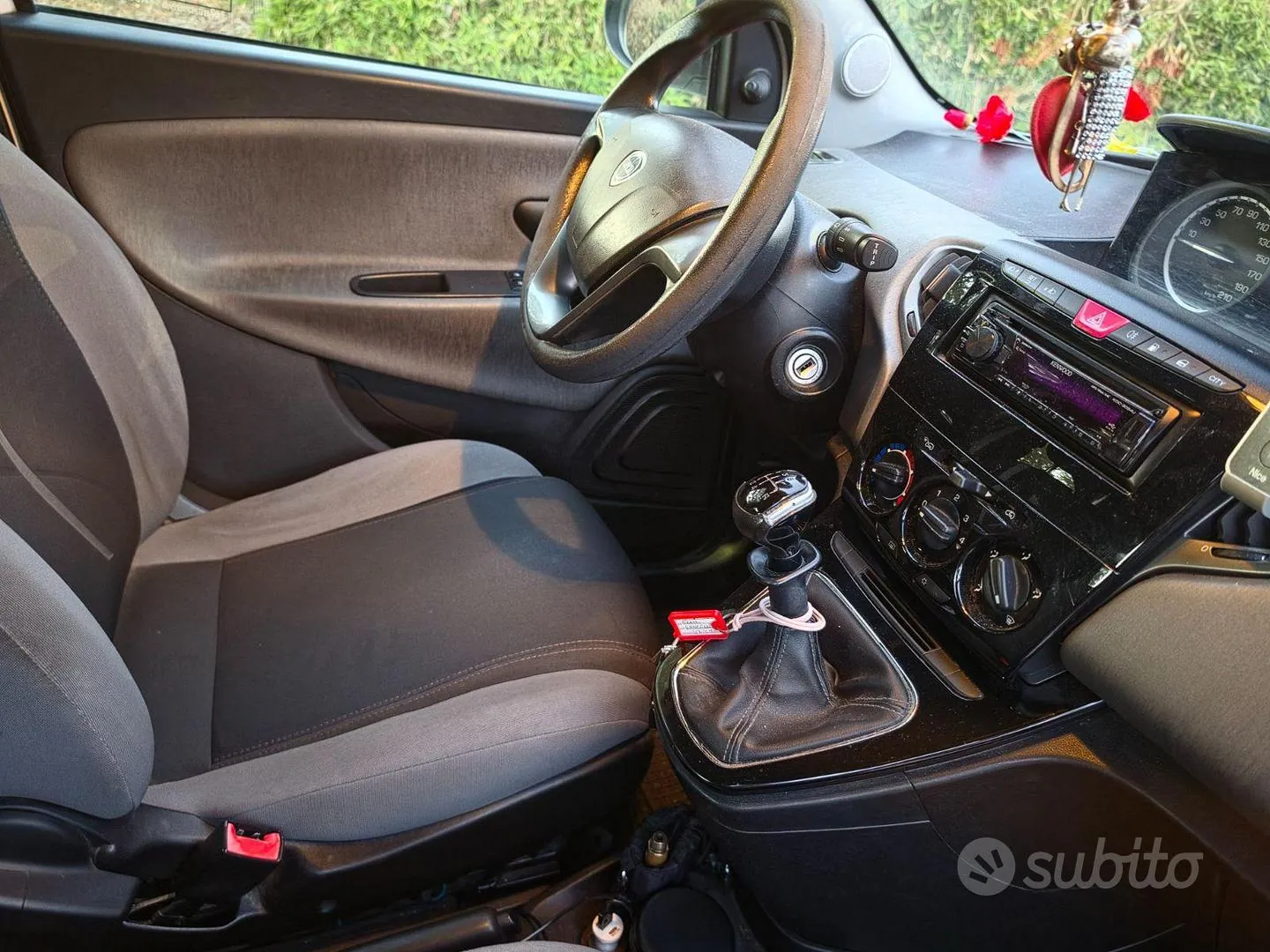 Lancia Ypsilon
