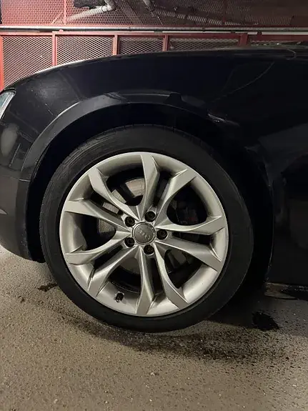 Audi S5 2010 photo 4