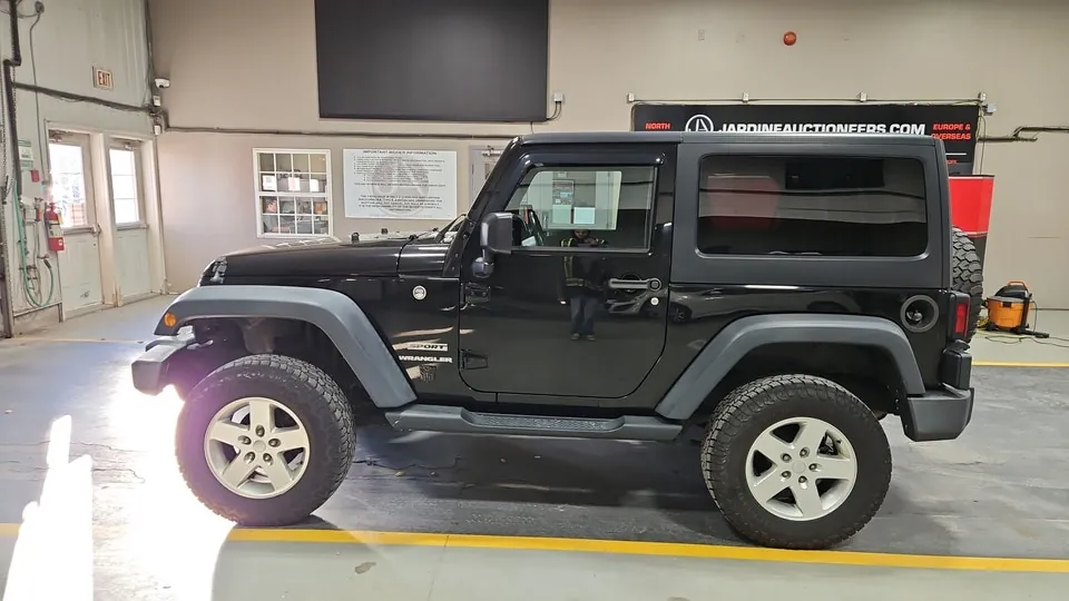 Jeep Wrangler 2016 photo 2