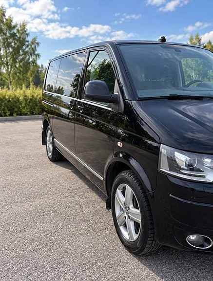 Volkswagen Multivan 2014 photo 2