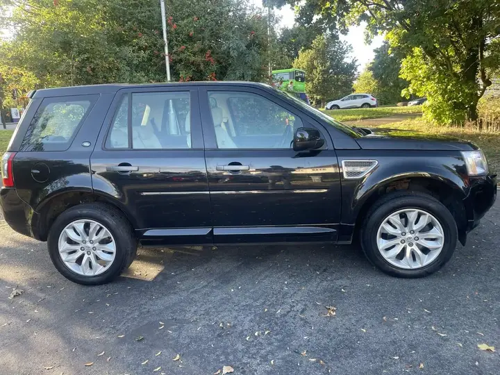 Land Rover Freelander 2