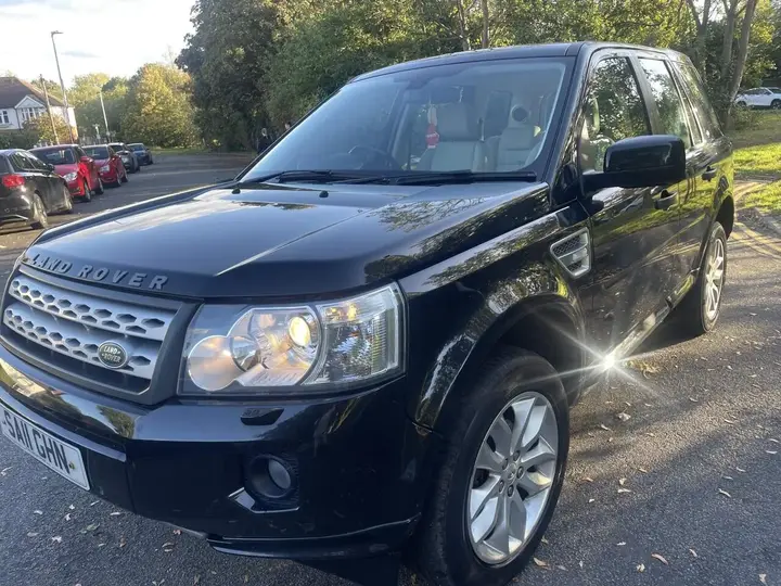Land Rover Freelander 2 2011 photo 4