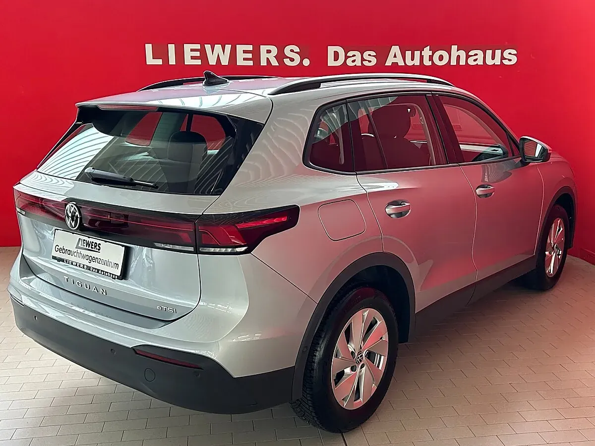 Volkswagen Tiguan 2025 photo 3
