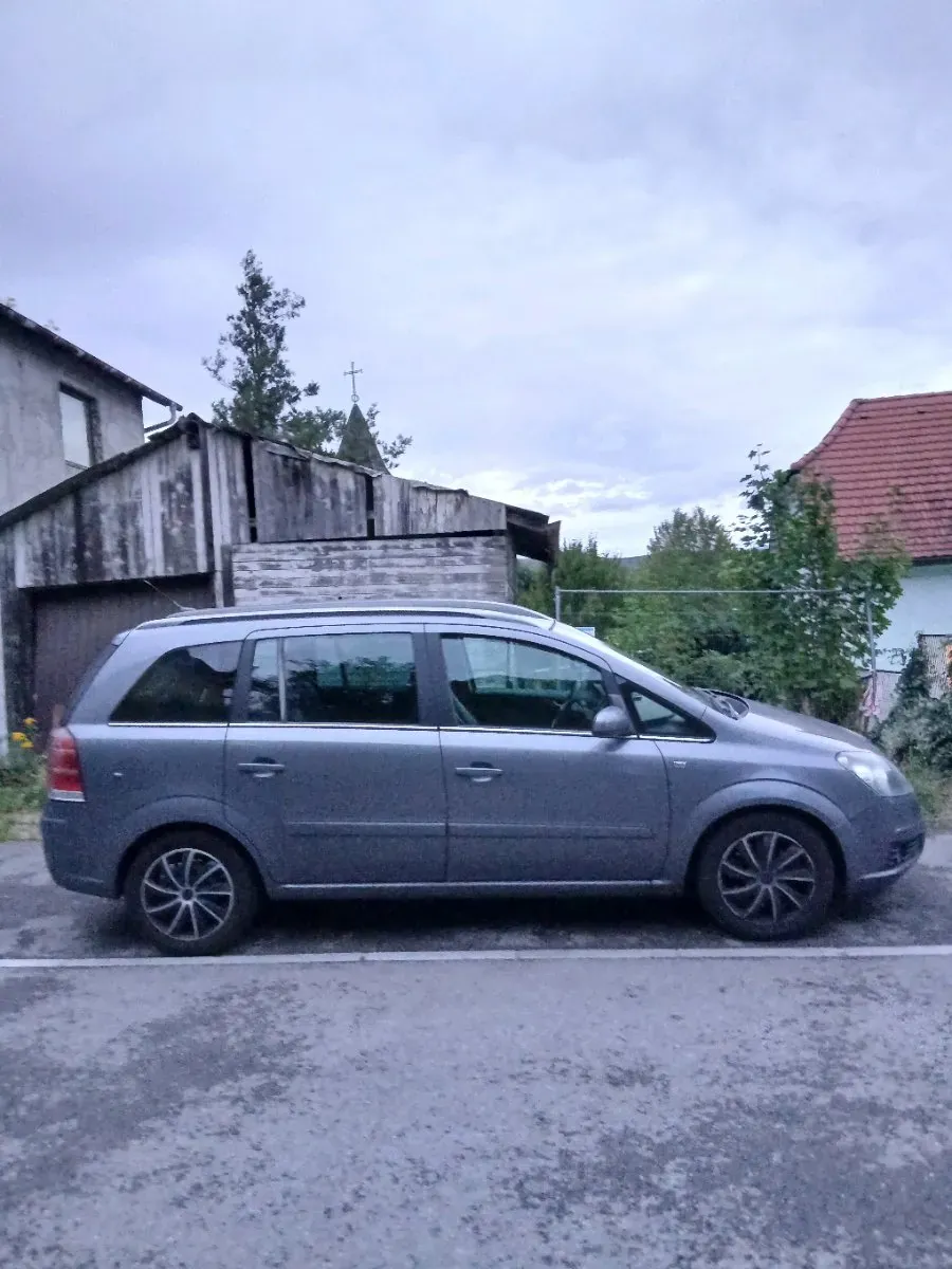 Opel Zafira 2005 photo 3