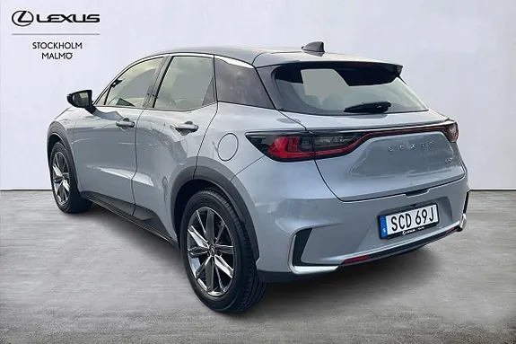 Lexus Lbx 2026 photo 2
