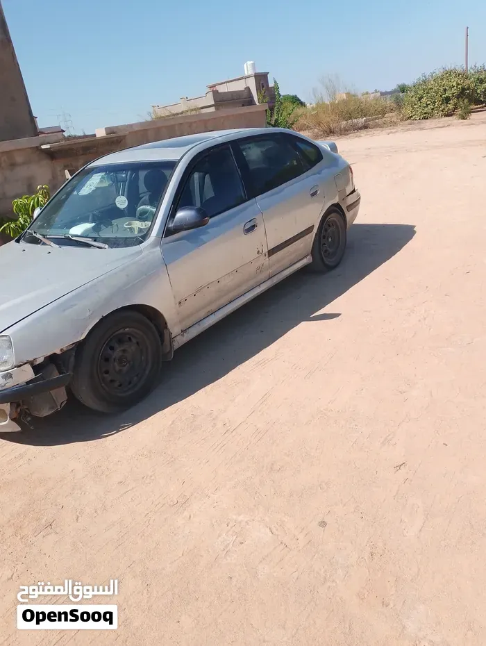Hyundai Avante 2001 photo 4