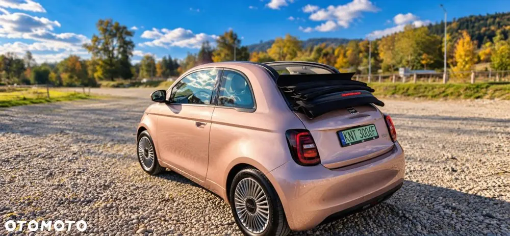Fiat 500E Cabrio 2022 photo 4