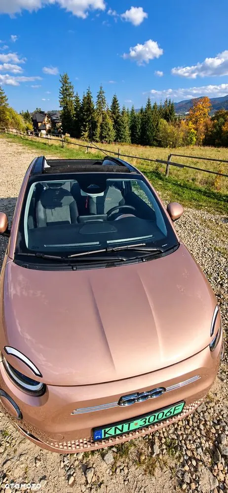 Fiat 500E Cabrio 2022 photo 3