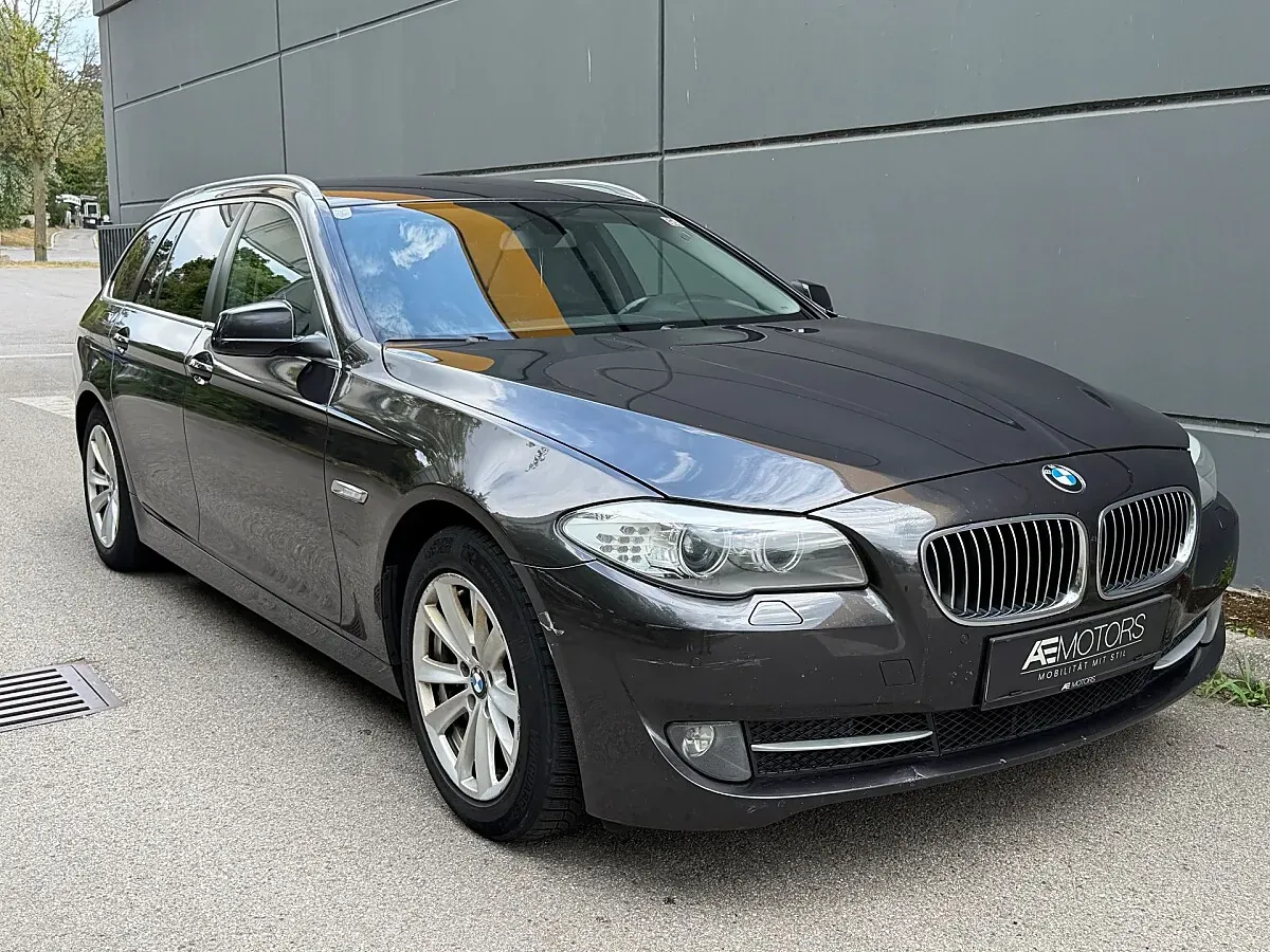 BMW 5 Series 2013 photo 2