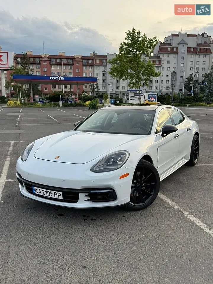Porsche Panamera 2018 photo 4
