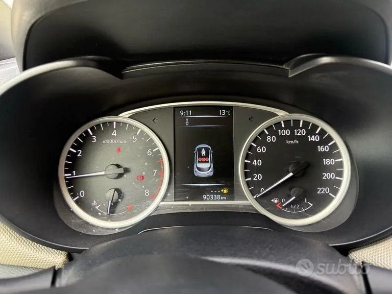 Nissan Micra 2017 photo 3