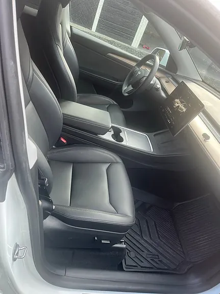 Tesla Model Y 2024 photo 5