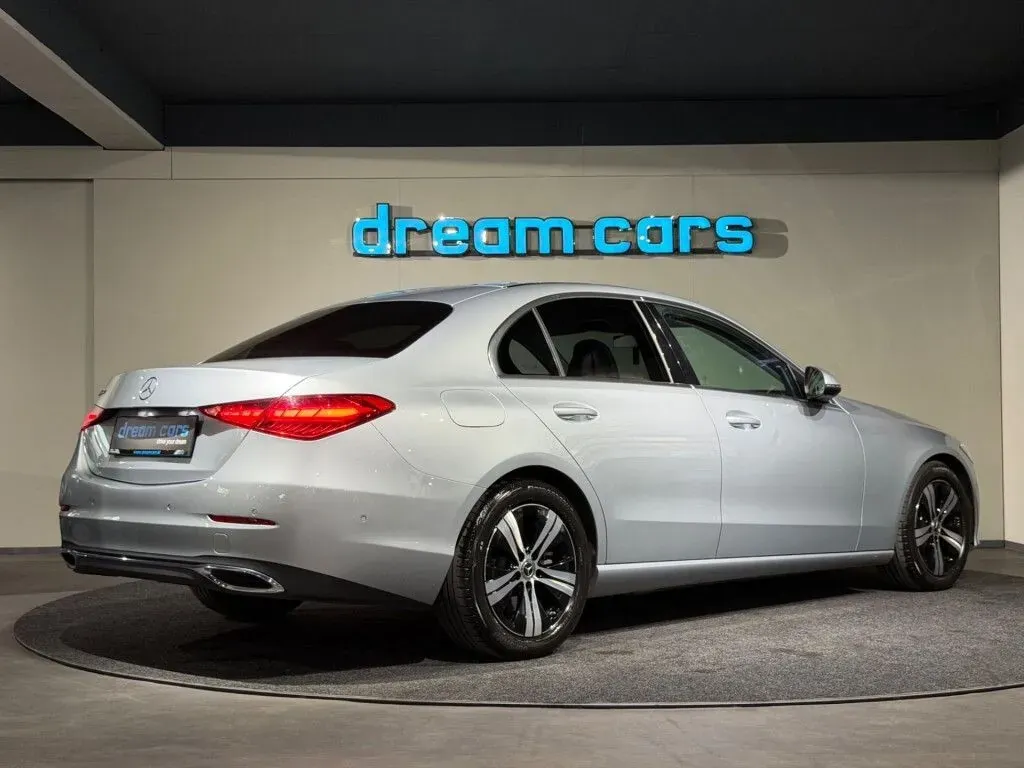 Mercedes-Benz C-Class 2024 photo 2