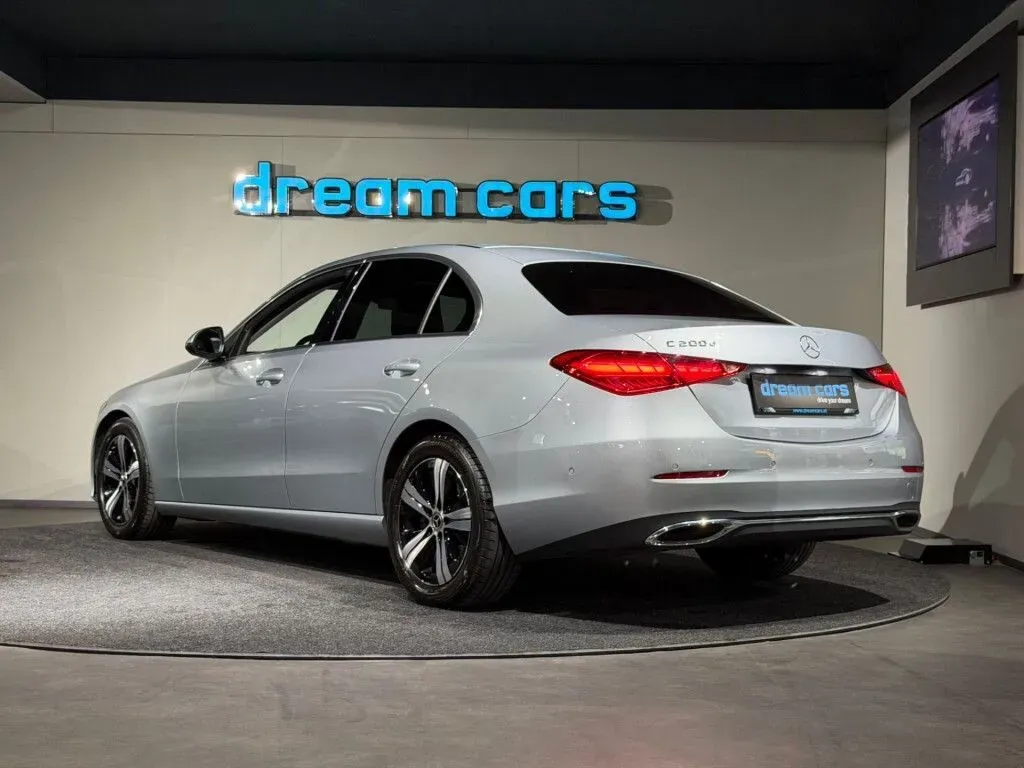 Mercedes-Benz C-Class 2024 photo 3
