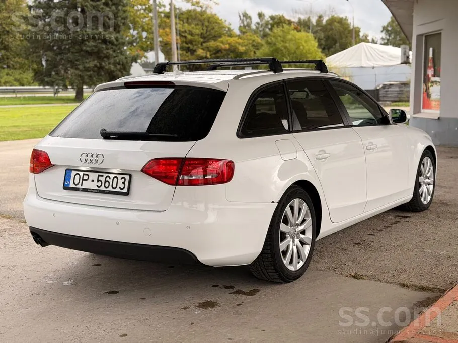 Audi A4 Avant 2011 photo 5