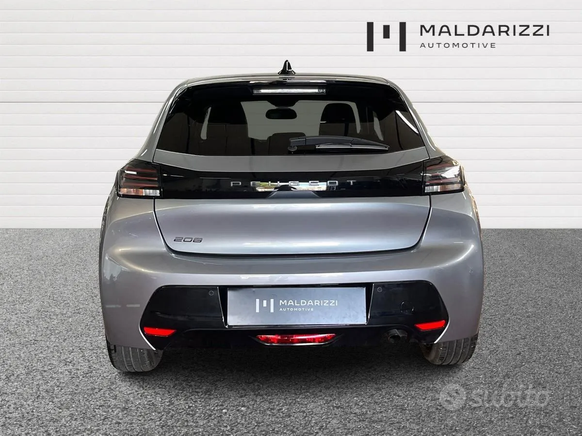 Peugeot 208 2025 photo 3