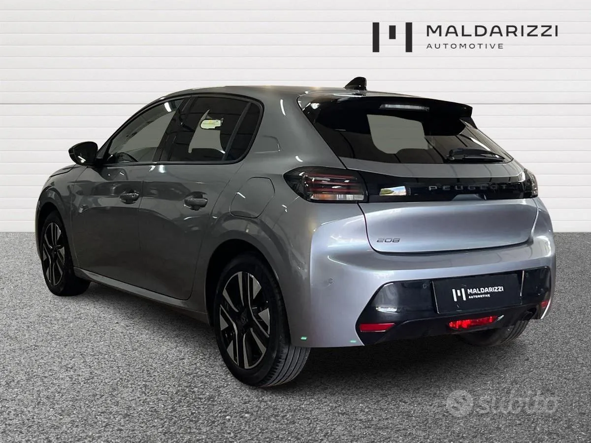 Peugeot 208 2025 photo 4