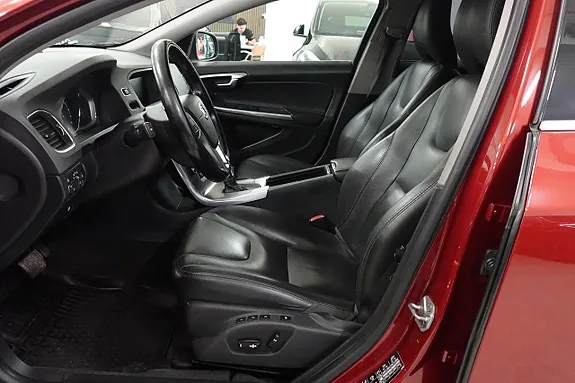 Volvo V60 2014 photo 4