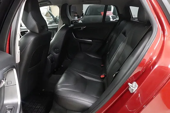 Volvo V60 2014 photo 5