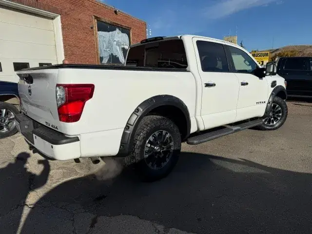Nissan Titan 2017 photo 5