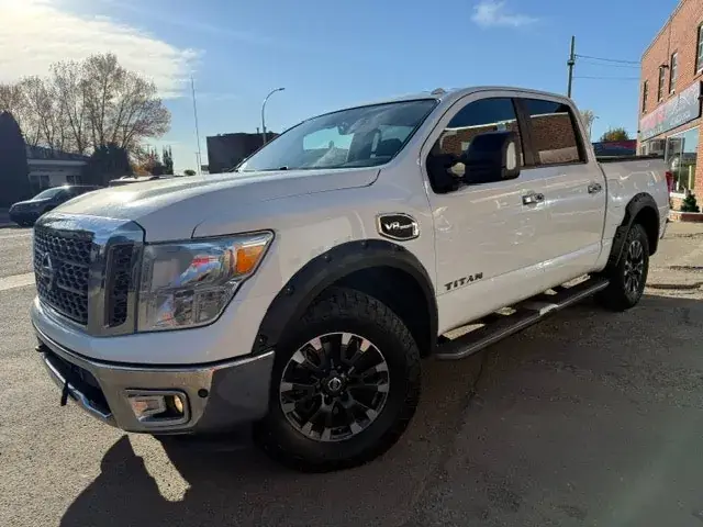Nissan Titan
