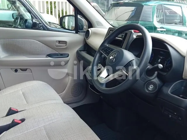 Mitsubishi Ek Wagon 2024 photo 3