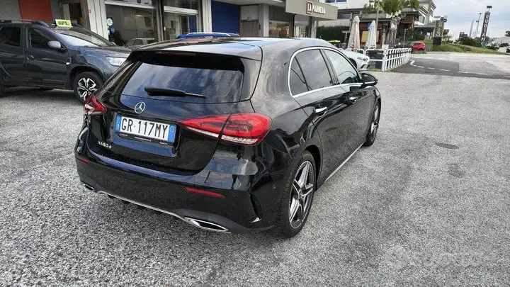 Mercedes-Benz A 180 2022 photo 2
