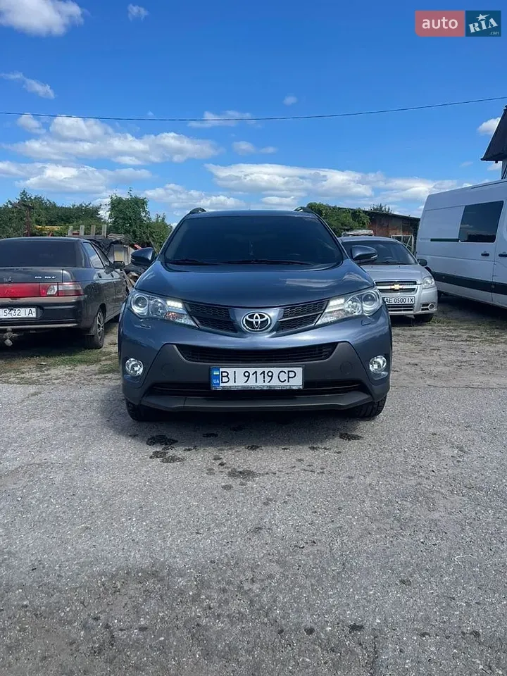 Toyota Rav4 2014 photo 3