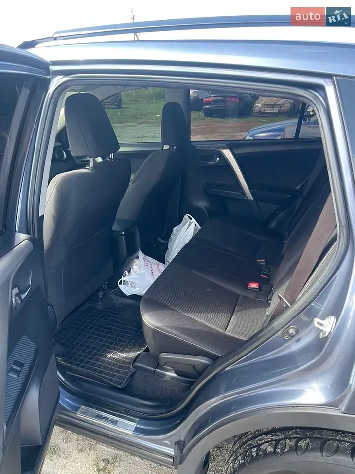 Toyota Rav4 2014 photo 5