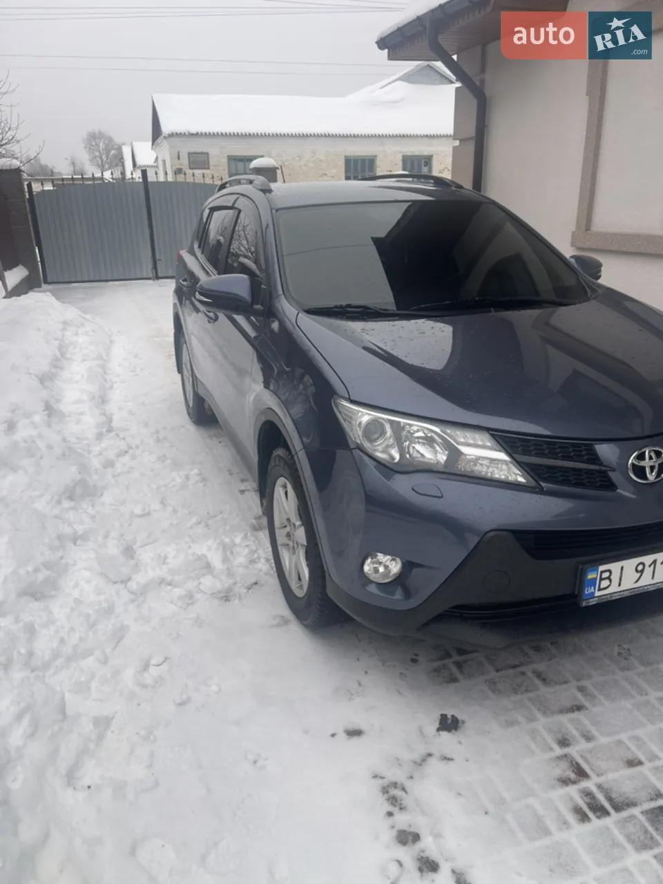 Toyota Rav4 2014 photo 2
