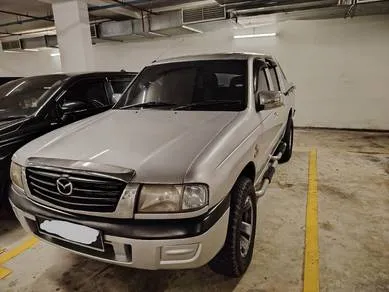 Mazda B2500