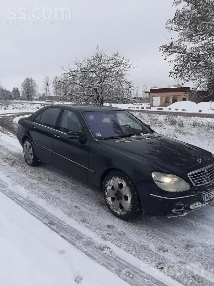 Mercedes-Benz S400
