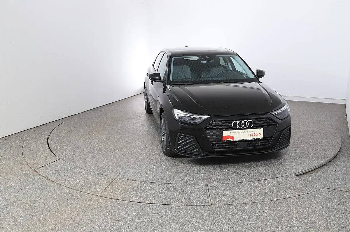Audi A1 2026 photo 2