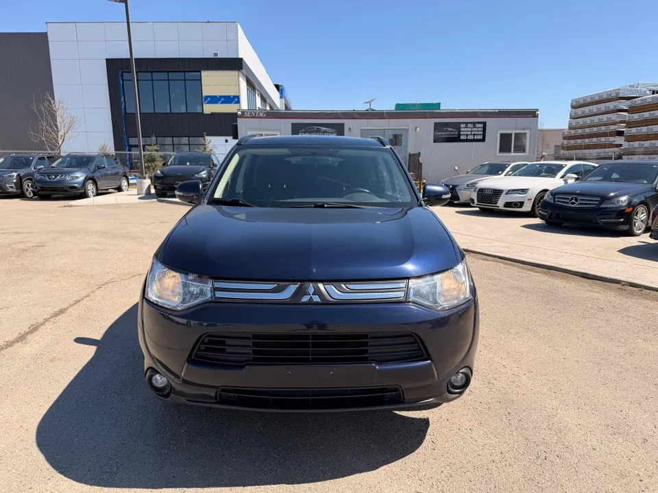 Mitsubishi Outlander 2014 photo 2