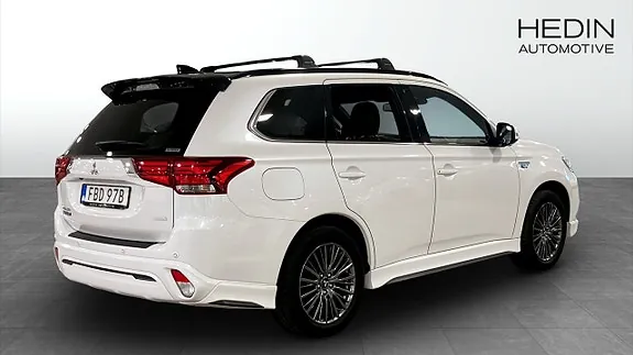 Mitsubishi Outlander 2020 photo 2