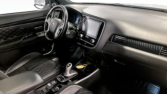 Mitsubishi Outlander 2020 photo 3