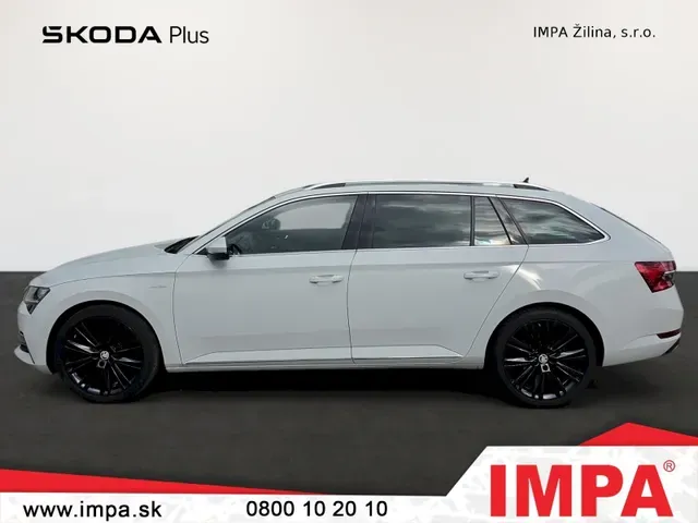 Skoda Superb Combi 2023 photo 2