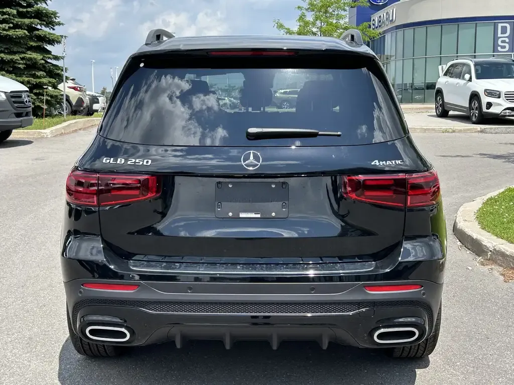 Mercedes-Benz Glb 2026 photo 4