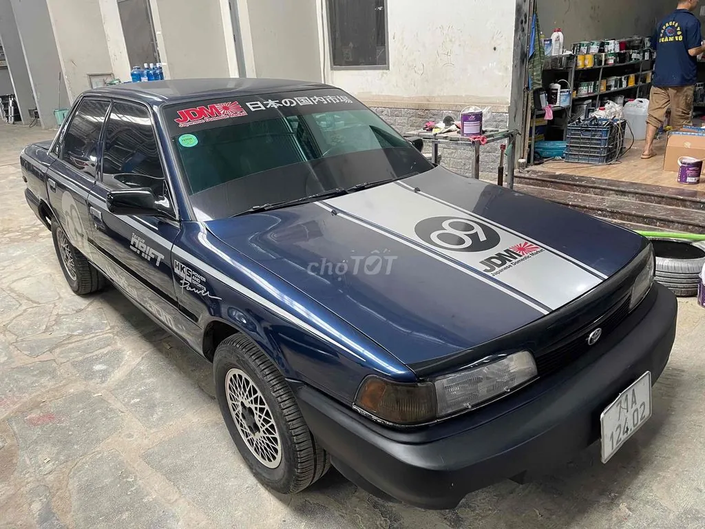 Toyota Camry 1989 photo 2