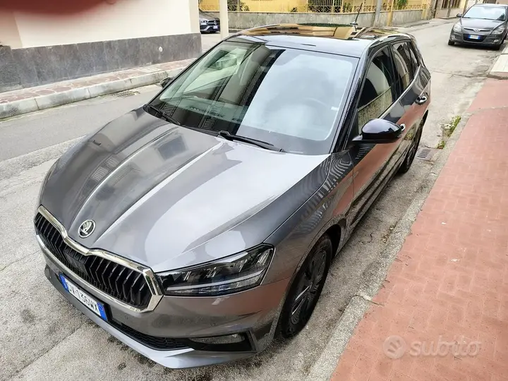 Skoda Fabia 2025 photo 2