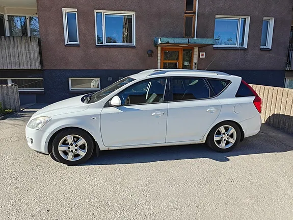 Kia Ceed 2008 photo 2