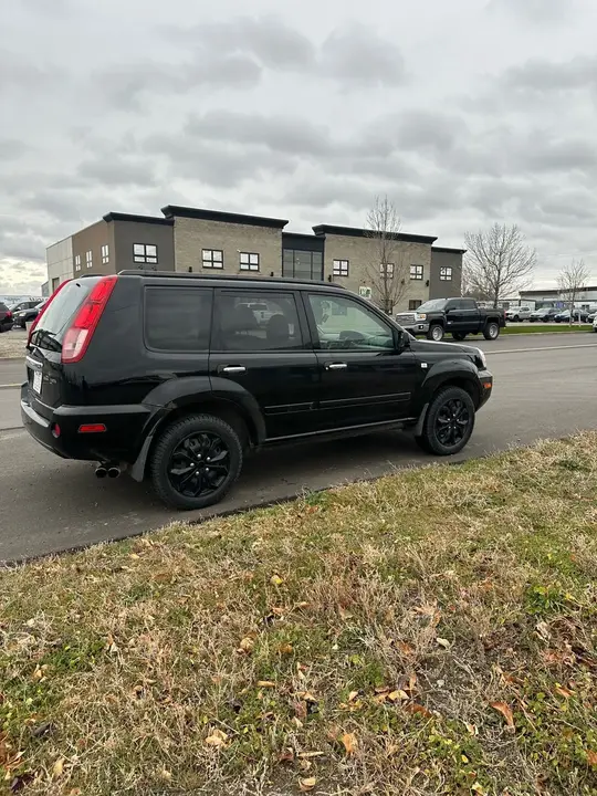 Nissan X-Trail 2006 photo 2