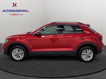 Volkswagen T-Roc 2022 photo 2