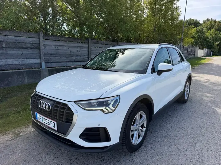Audi Q3 2020 photo 2