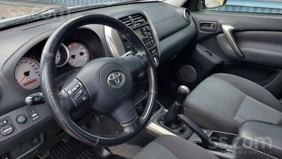 Toyota Rav4 2005 photo 3