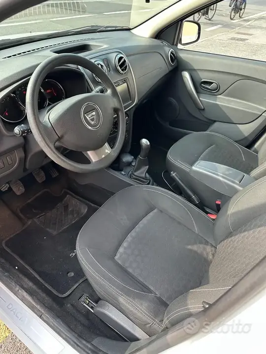 Dacia Sandero 2014 photo 4