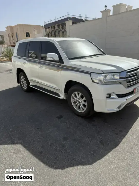 Toyota Land Cruiser 2016 photo 3